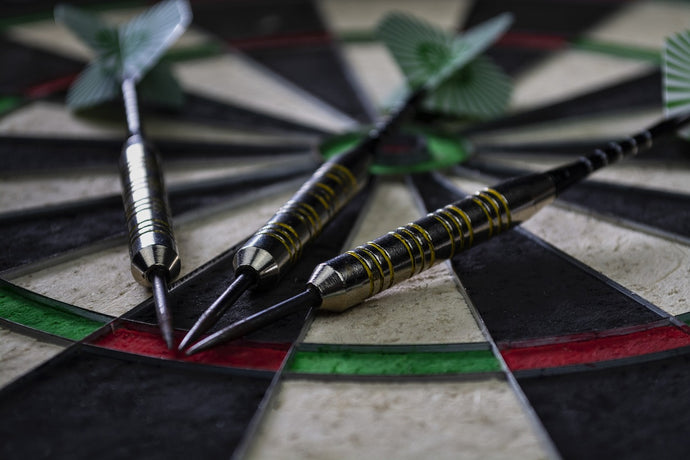 Are light or heavy darts better in 2024?